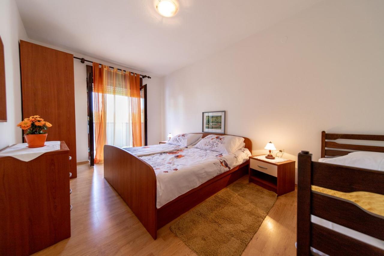 Apartmani Centar Palit Luaran gambar