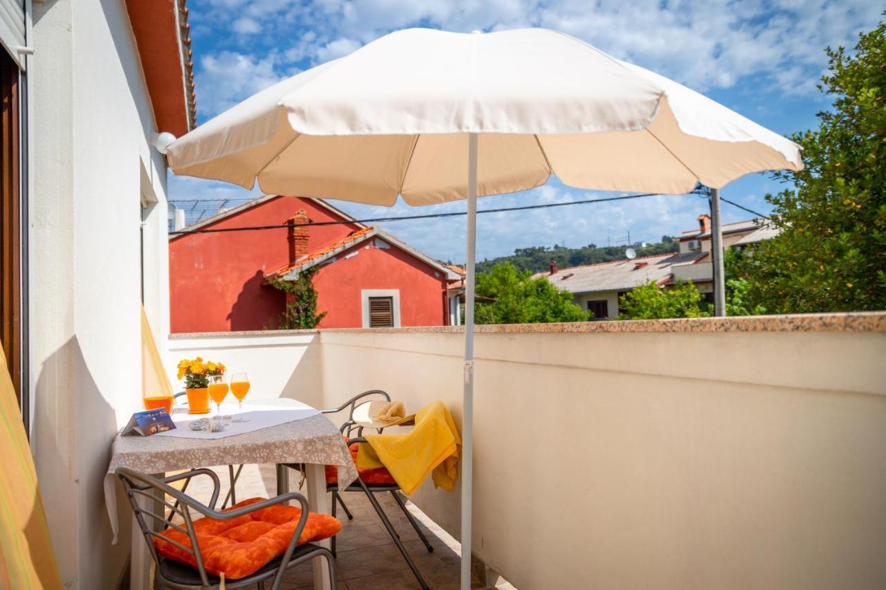 Apartmani Centar Palit Luaran gambar