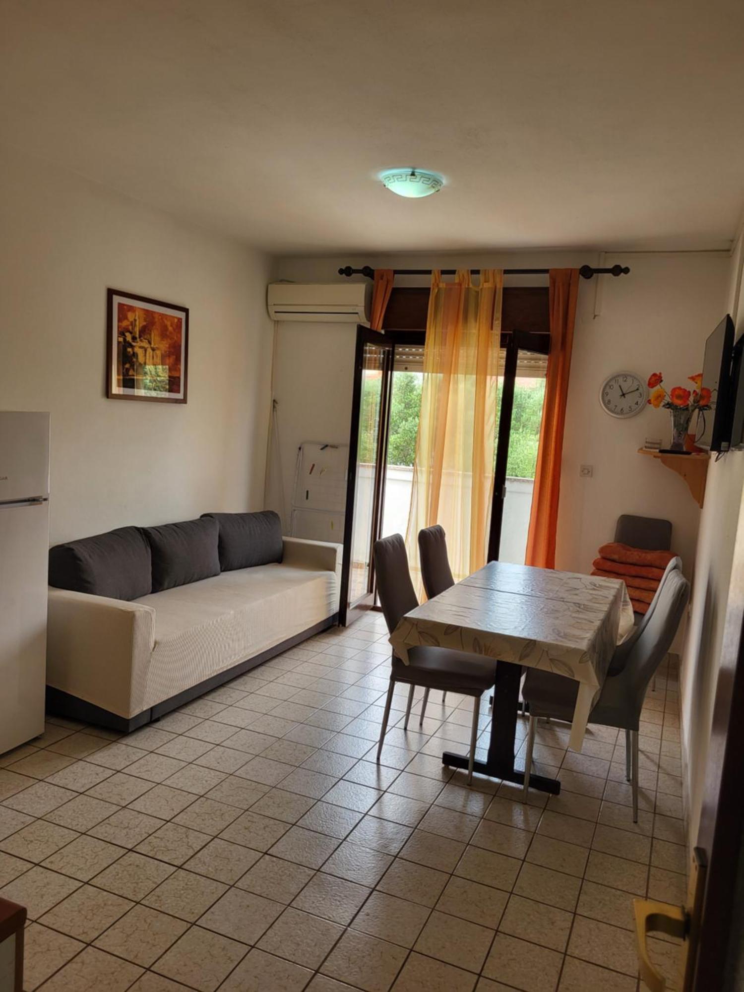 Apartmani Centar Palit Luaran gambar