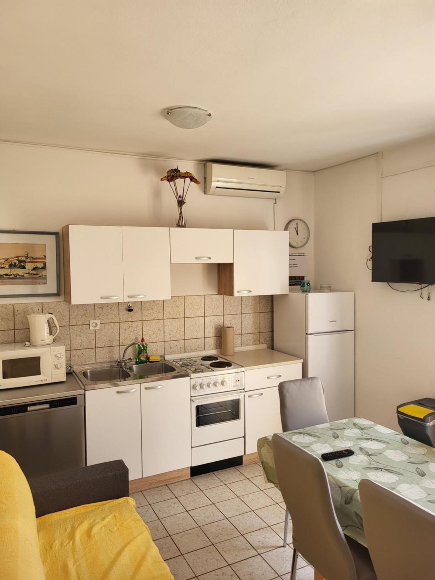 Apartmani Centar Palit Luaran gambar